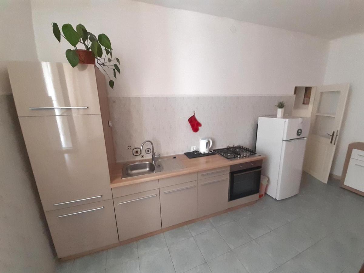 Guest House Barocco Ровинь Экстерьер фото