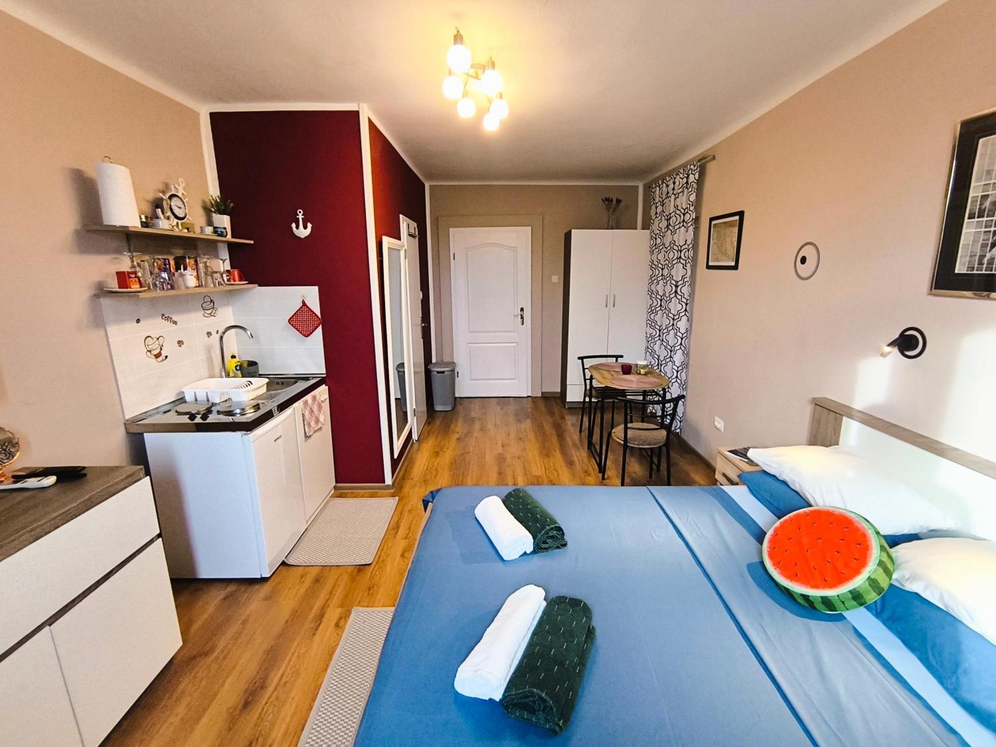 Guest House Barocco Ровинь Экстерьер фото