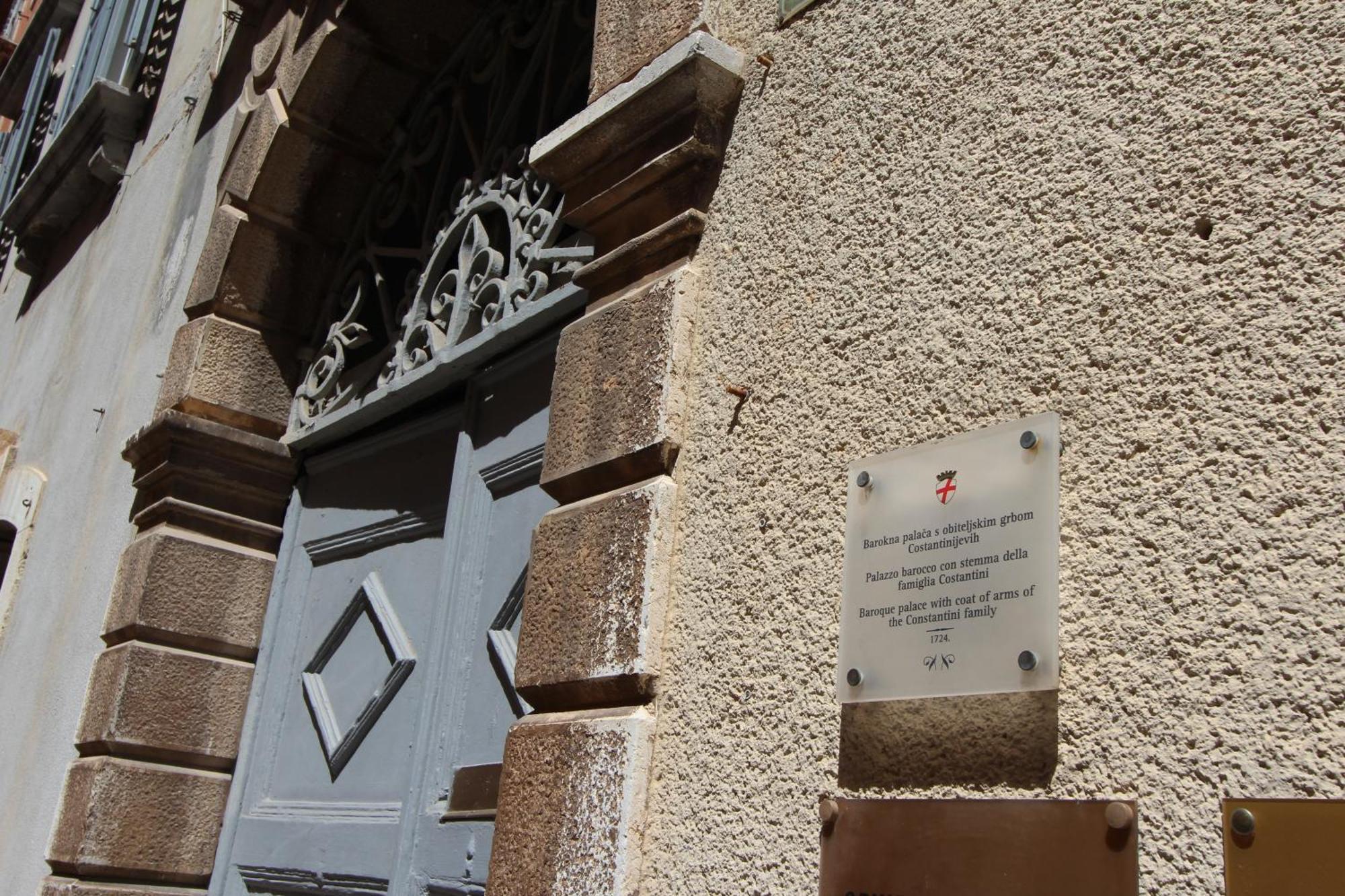 Guest House Barocco Ровинь Экстерьер фото