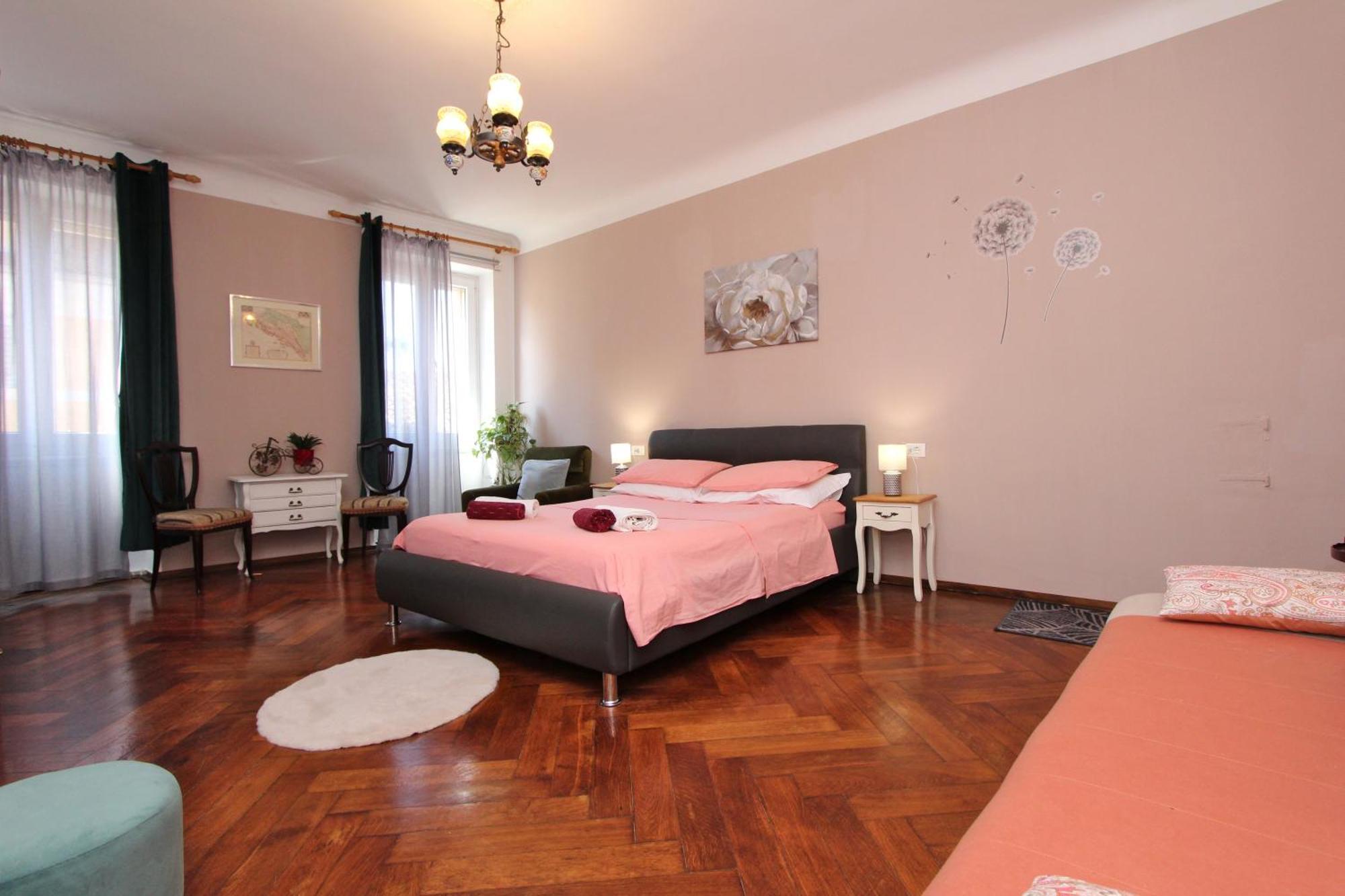 Guest House Barocco Ровинь Экстерьер фото
